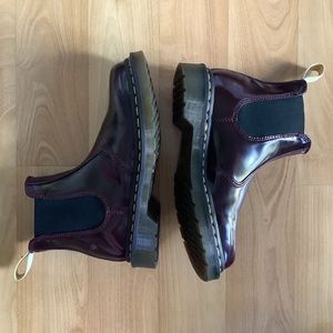 Dr. Martens Vegan 2976 Chelsea Boots